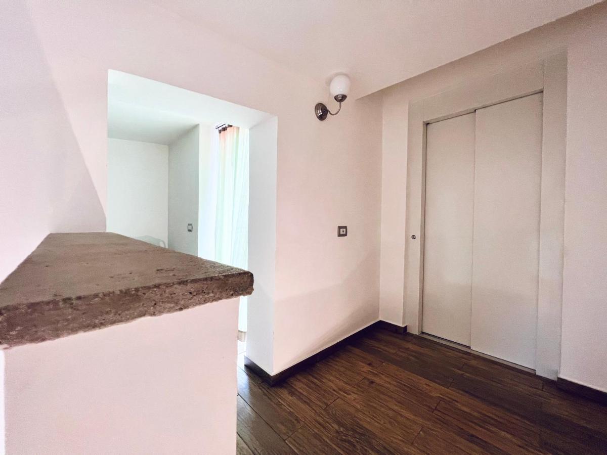 Casa Di Ivana Carini Eksteriør bilde