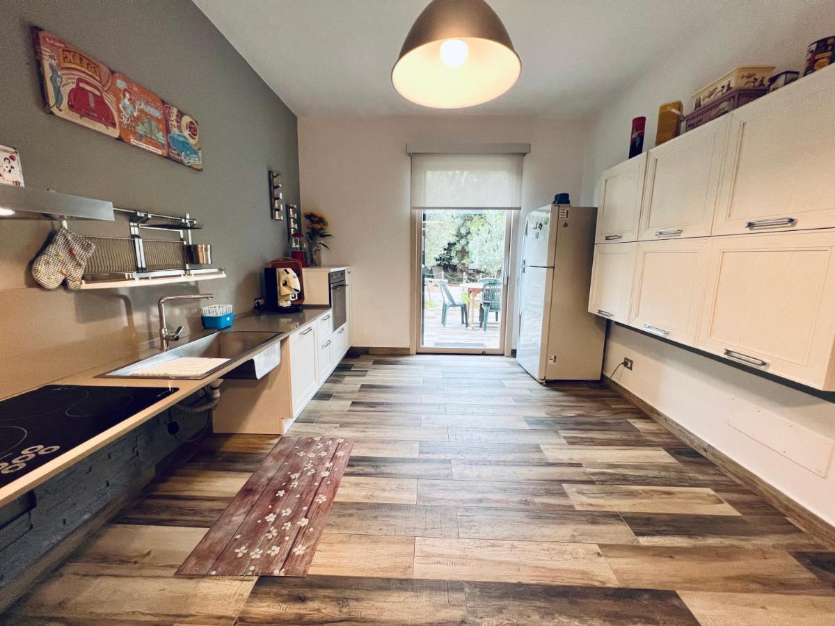 Casa Di Ivana Carini Eksteriør bilde