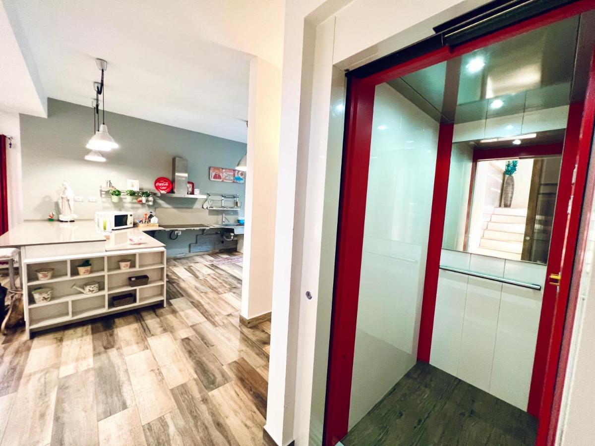 Casa Di Ivana Carini Eksteriør bilde