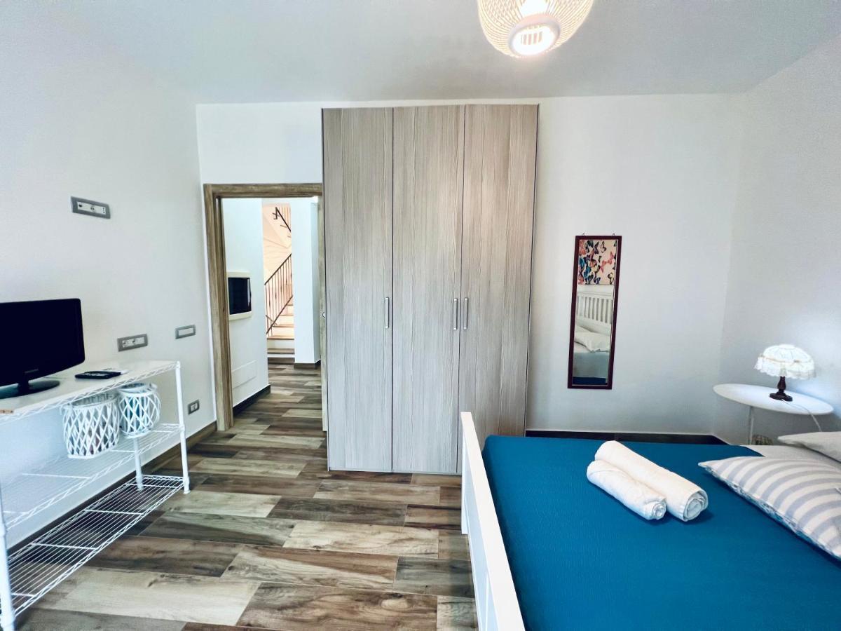 Casa Di Ivana Carini Eksteriør bilde
